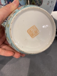 Bol couvert de type 'chupu' en porcelaine de Chine famille rose pour le march&eacute; Straits ou Peranakan, 19&egrave;me