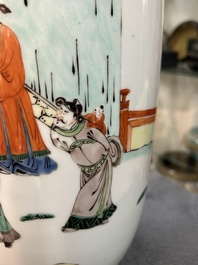 A fine Chinese famille verte rouleau vase, 19th C.