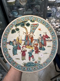 Twee Chinese famille rose schotels, 19e eeuw