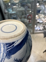 Een Chinese blauw-witte 'drie vrienden van de winter' pot, Kangxi