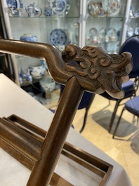 A Chinese foldable huali wooden book stand with brass mounts, Qing