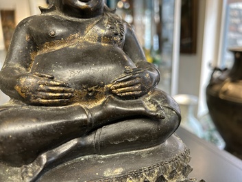 Bouddha en bronze aux traces de dorure, Tha&iuml;lande, 19&egrave;me