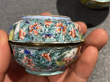 Belle collection de bols et de coupes en &eacute;maux de Canton, Chine, Qianlong et post&eacute;rieur