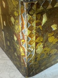 Coffret de type 'Namban' en bois incrust&eacute; d'&eacute;caille de tortue et de nacre, Japon, Momoyama ou Edo, 16/17&egrave;me