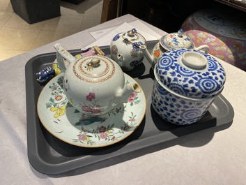 Six Chinese blue and white and famille rose porcelain wares, Kangxi and later