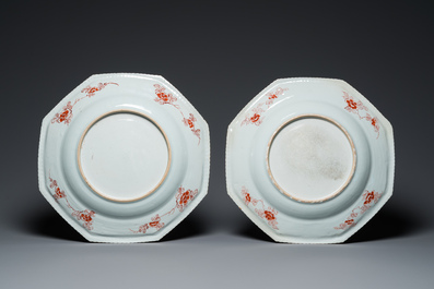Three large Chinese famille verte octagonal dishes, Kangxi