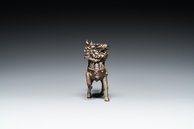 Een Chinese bronzen qilin, wellicht Kangxi
