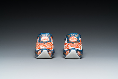 A pair of Imari-style miniature shoes after Dutch Delft examples, probably Samson, France, 19th C.