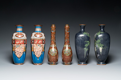 Drie paar Japanse cloisonn&eacute; vazen, Meiji, 19/20e eeuw