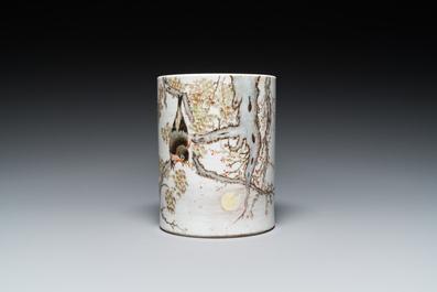 A Chinese qianjiang cai brush pot, signed Yu Han 余翰, dated 1928