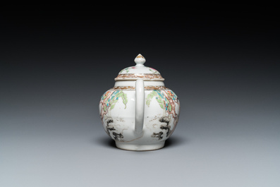 Th&eacute;i&egrave;re couverte en porcelaine de Chine famille rose, Yongzheng