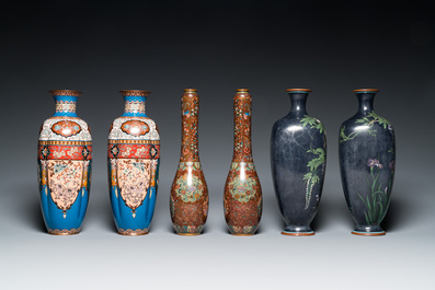 Drie paar Japanse cloisonn&eacute; vazen, Meiji, 19/20e eeuw