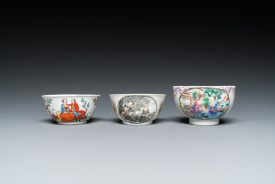 Drie Chinese exportporseleinen koppen en schotels, Qianlong
