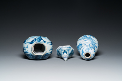 Zes blauw-witte Delftse vazen, 17/18e eeuw