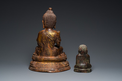 Deux sculptures de Bouddhas en bronze dor&eacute;, Tha&iuml;lande, 19/20&egrave;me
