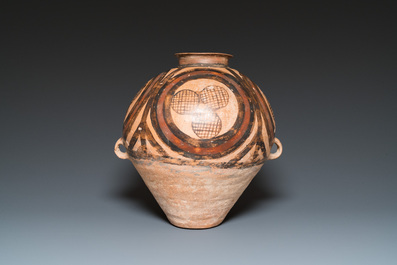 Drie Chinese beschilderde aardewerken potten, Majiayao Yangshaocultuur, 3/2e millennium v.C.