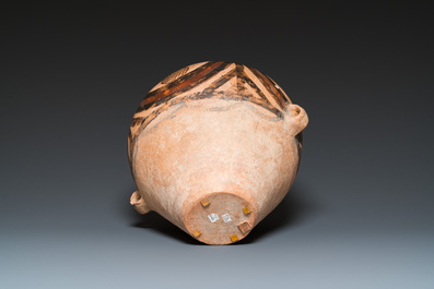 Drie Chinese beschilderde aardewerken potten, Majiayao Yangshaocultuur, 3/2e millennium v.C.