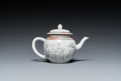 Th&eacute;i&egrave;re couverte en porcelaine de Chine &agrave; d&eacute;cor de chasseurs europ&eacute;ens en grisaille, Yongzheng