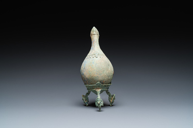 Een rituele bronzen Khmer schelp, Cambodja, wellicht Angkor periode, 12e eeuw