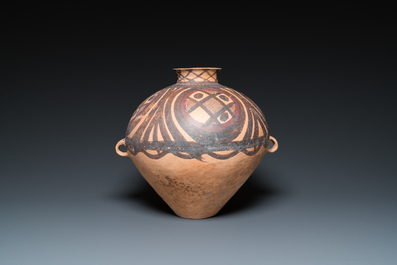 Drie Chinese beschilderde aardewerken potten, Majiayao Yangshaocultuur, 3/2e millennium v.C.