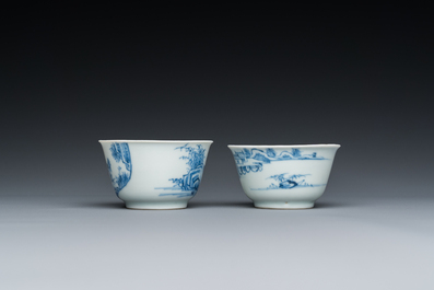 Two fine Chinese blue and white cups, Yongzheng