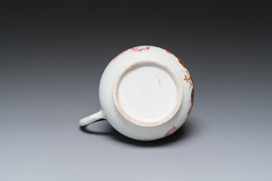 Verseuse en porcelaine de Chine famille rose &agrave; d&eacute;cor d'une dame avec un enfant, Yongzheng/Qianlong