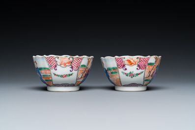 Un vase de forme bouteille, une tazza et deux tasses et soucoupes en porcelaine de Chine en bleu et blanc et famille rose, Kangxi et post&eacute;rieur