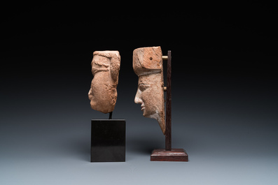 Un masque de sarcophage en bois sculpt&eacute; et une t&ecirc;te en calcaire sculpt&eacute;, Egypte, Basse &eacute;poque et p&eacute;riode sa&iuml;te