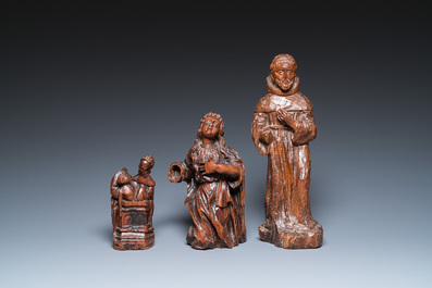 Vier diverse religieuze houten sculpturen, 16/17e eeuw
