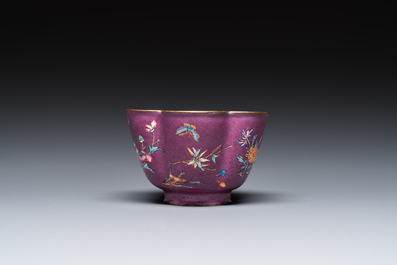 A rare Chinese Canton enamel purple-ground bowl, Shou 寿 mark, Yongzheng/Qianlong
