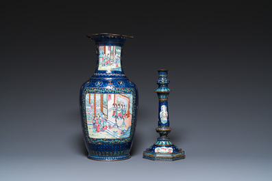 Vier stukken Chinees Canton email met blauwe fondkleur, Qianlong/Jiaqing
