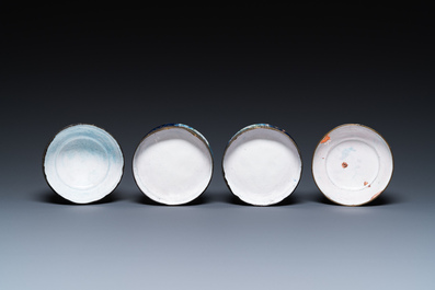 Vier stukken Chinees Canton email met blauwe fondkleur, Qianlong/Jiaqing