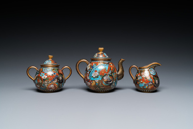 Eight Japanese cloisonn&eacute; wares, Meiji, 19/20th C.