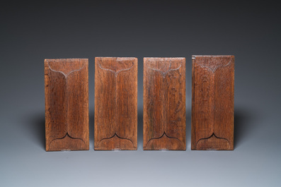 Collection de quinze panneaux divers en bois sculpt&eacute;, Flandre, 14/16&egrave;me