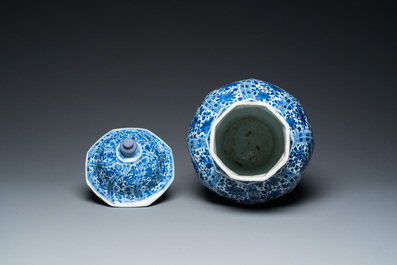 A Chinese blue and white vase and cover, Kangxi