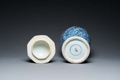 A Chinese blue and white vase and cover, Kangxi