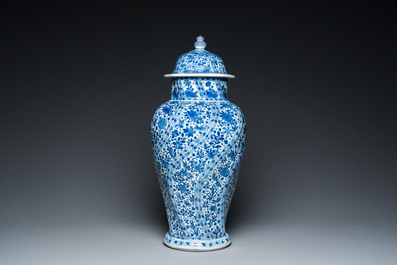 A Chinese blue and white vase and cover, Kangxi