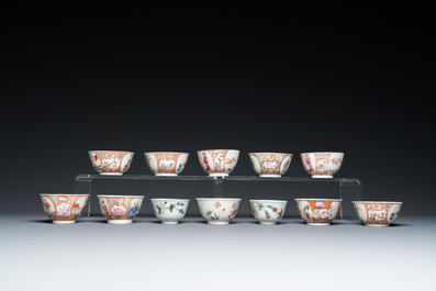 19 Chinese famille rose koppen en 15 schotels, Qianlong