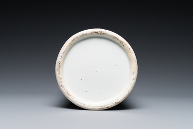 A Chinese famille rose 'Wu Shuang Pu' hat stand, 19th C.