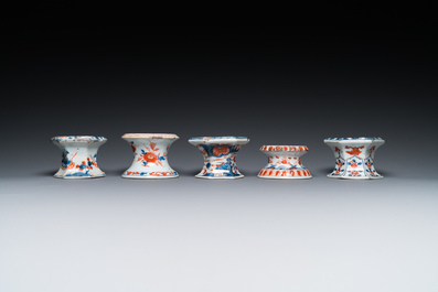 Five Chinese Imari-style salts, Kangxi/Qianlong