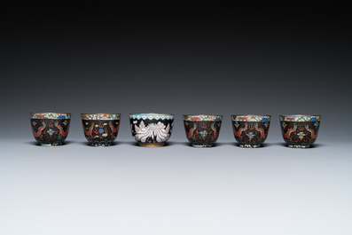 Negen stukken Chinees cloisonn&eacute;, 19/20e eeuw
