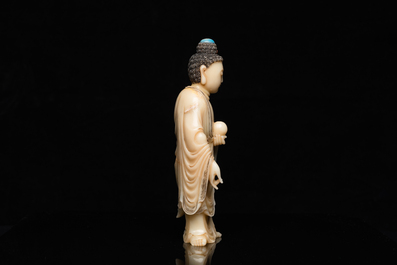 Bouddha de M&eacute;decine ou Bhaishajyaguru en pierre &agrave; savon sculpt&eacute;e, Chine, Qing