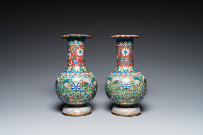 Negen stukken Chinees cloisonn&eacute;, 19/20e eeuw
