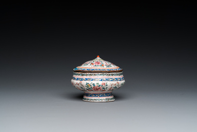 A Chinese Canton spice box and a four-lobed dish, Yongzheng/Qianlong