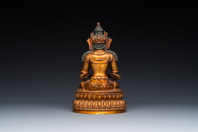 Statuette de Bouddha Amitayus en bronze laqu&eacute; et dor&eacute;, Chine, marque et &eacute;poque de Yongle 大明永樂年施