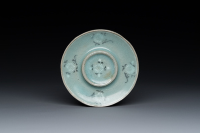 A Korean inlaid celadon cup on a stand, probably Goryeo, 13/14th C.
