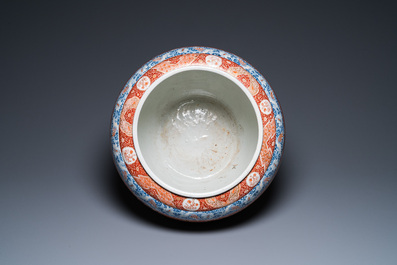 Een Japanse Imari vissenkom, Meiji, 19e eeuw