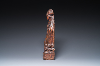 Saint Nicolas aux trois gar&ccedil;ons dans le saloir en ch&ecirc;ne sculpt&eacute;, Flandre, 16&egrave;me