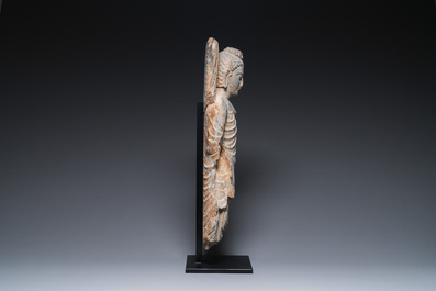 Sculpture de Bouddha Shakyamuni en schiste gris, Gandhara, 3/4&egrave;me