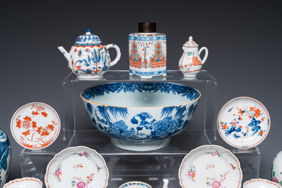 Een diverse collectie Chinees porselein, Kangxi/Qianlong